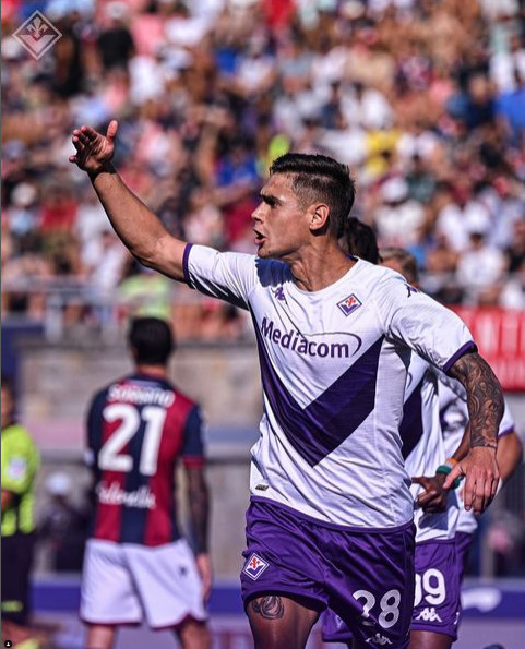 Áo thi đấu Fiorentina 2023 sân khách