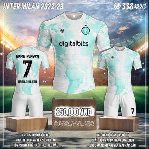 "Rắn cỏ lớn" đã có màn tái xuất hoàn toàn mới trong màu áo đá banh CLB Inter Milan 2022 - 2023 sân khách mới.