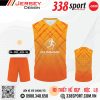 Mẫu áo thể thao chạy bộ màu cam