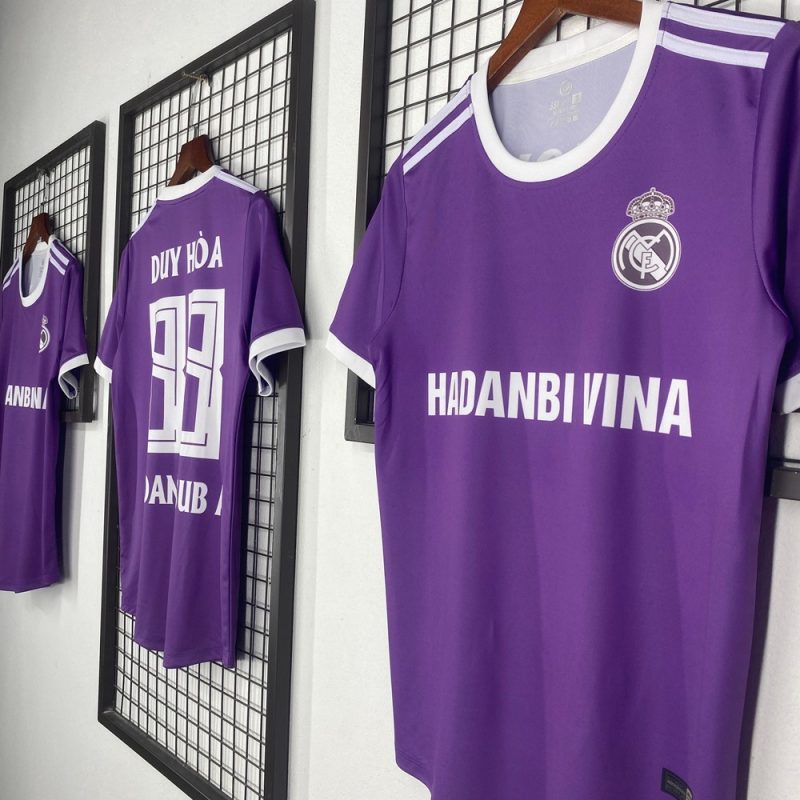 Mẫu áo CLB Real Madrid sau may
