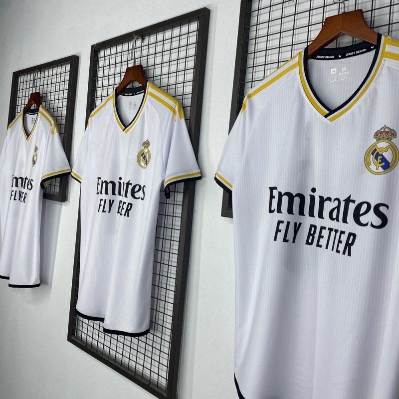 Thành phẩm áo đấu CLB Real Madrid